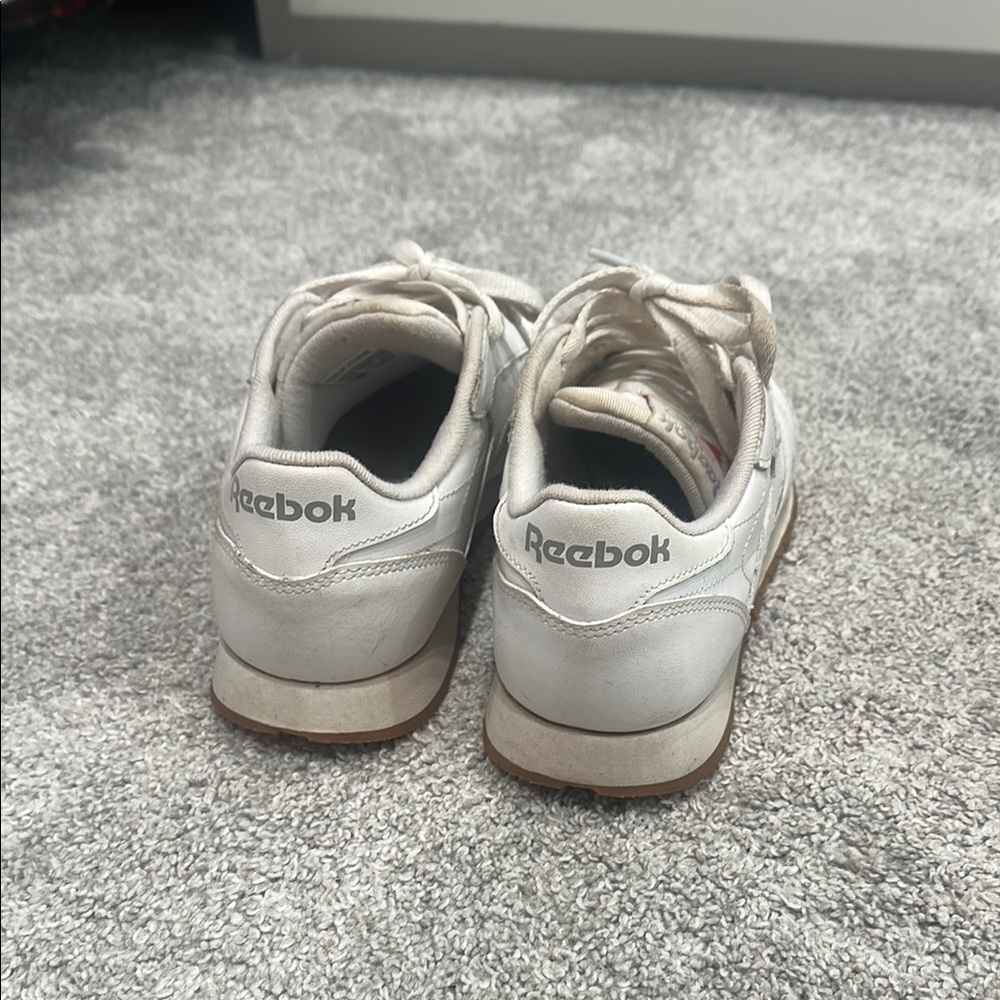 Reebok Classic White Leather Sneakers size 7.5 good used condition. 80s - Picture 10 of 14